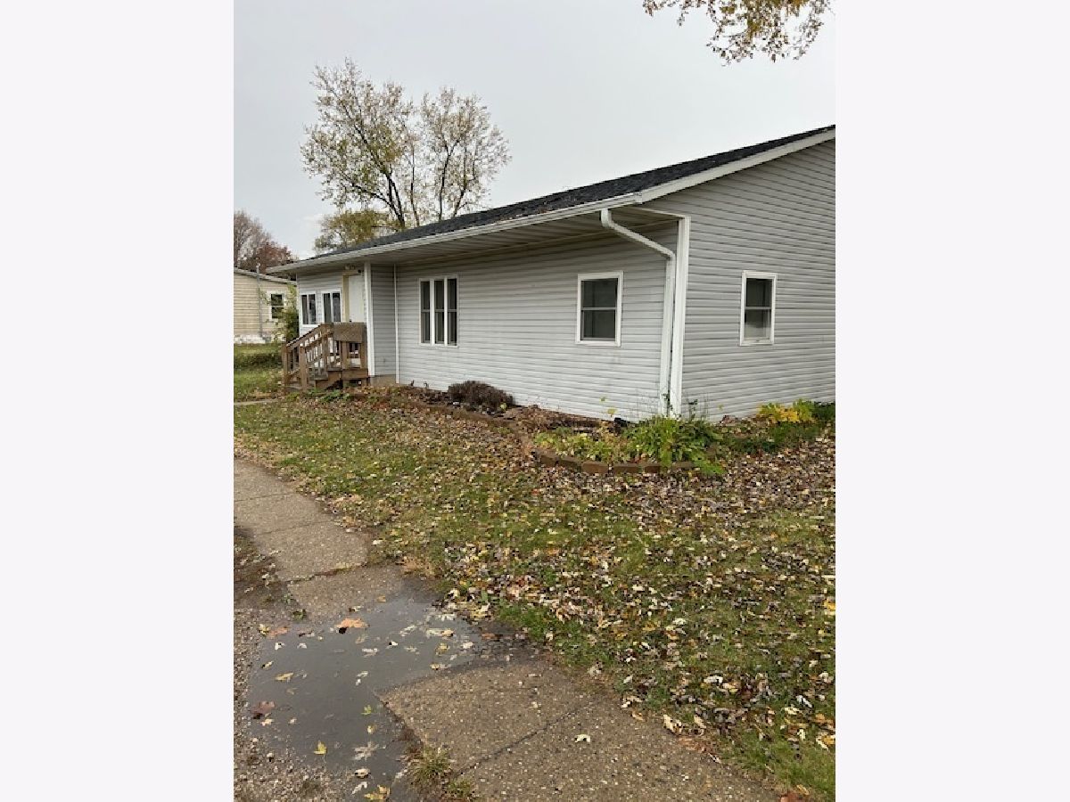  Sold Wyanet Illinois, 212 Arch