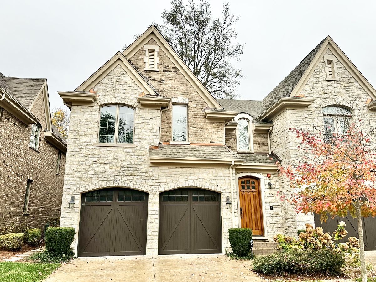 Townhomes Rented River Glen Vernon Hills Illinois, 1249 Caroline