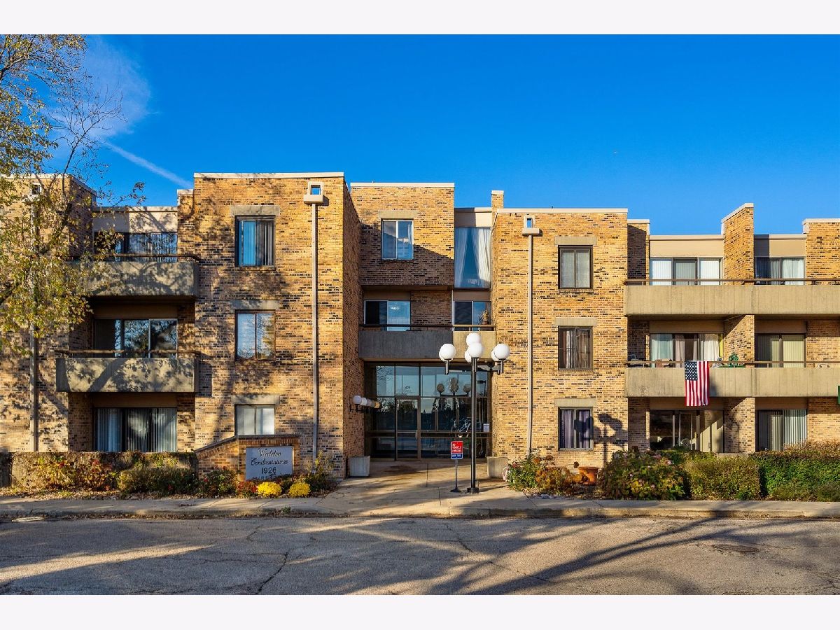 Condos & Townhomes Sold Walden Schaumburg Illinois, 1926 Prairie