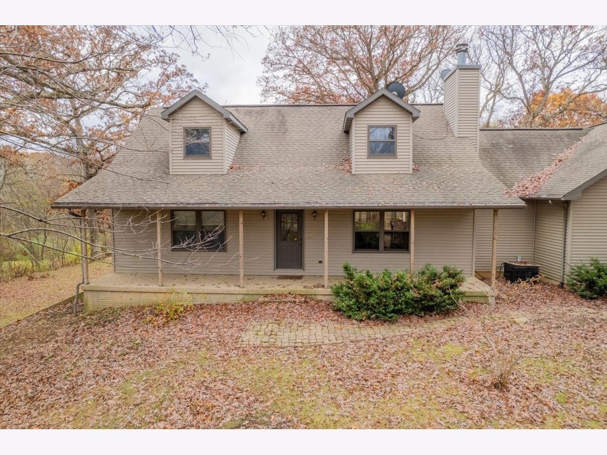  Sold Dewitt Illinois, 11000 Pear Tree