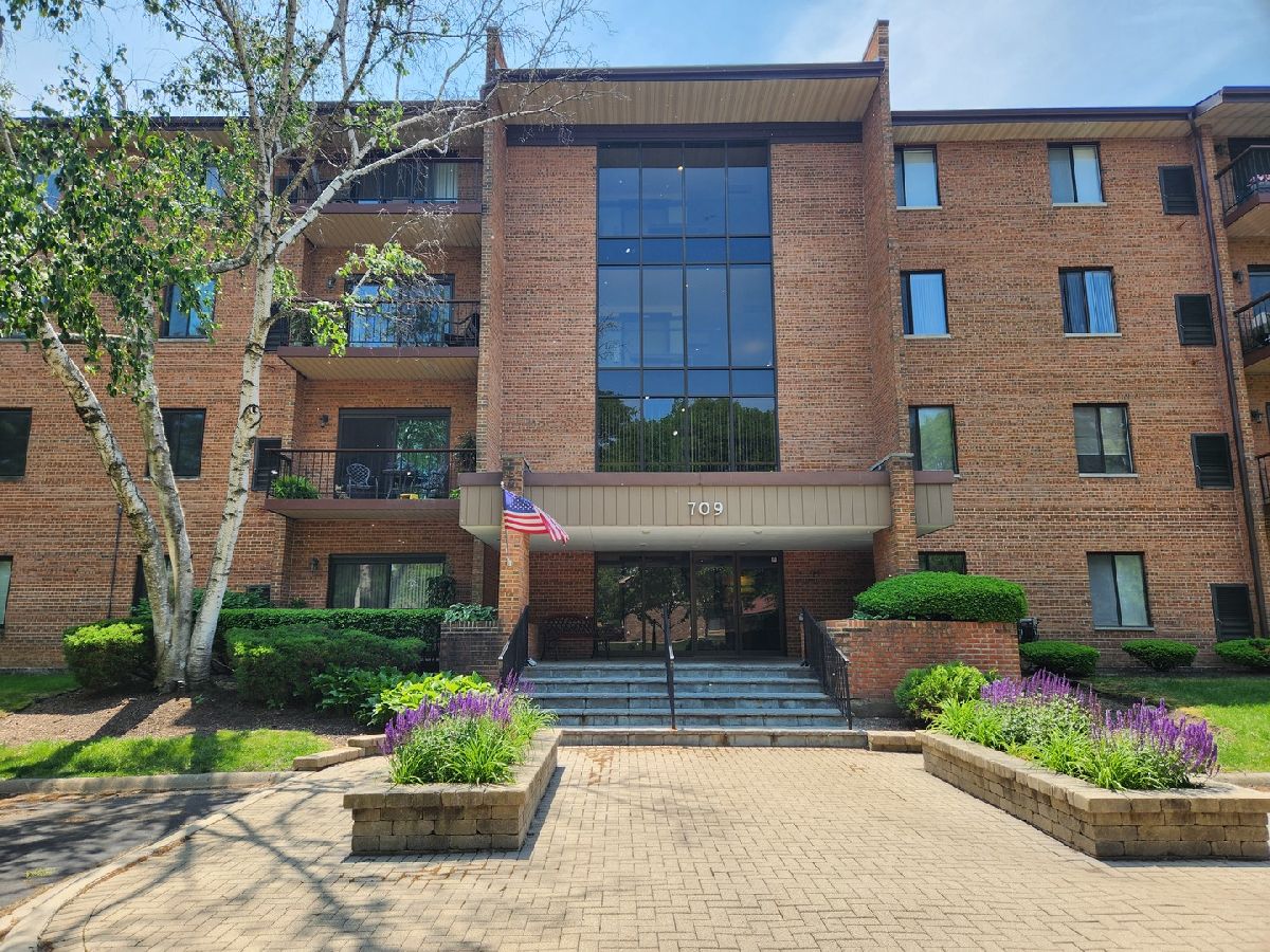 Homes & Condominiums Sold Farmingdale Darien Illinois, 709 79th