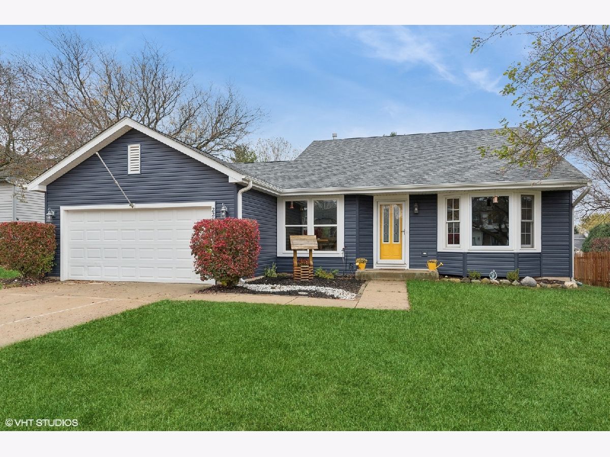 Homes & Condos & Townhomes Sold Winding Creek Mchenry Illinois, 220 Veretta