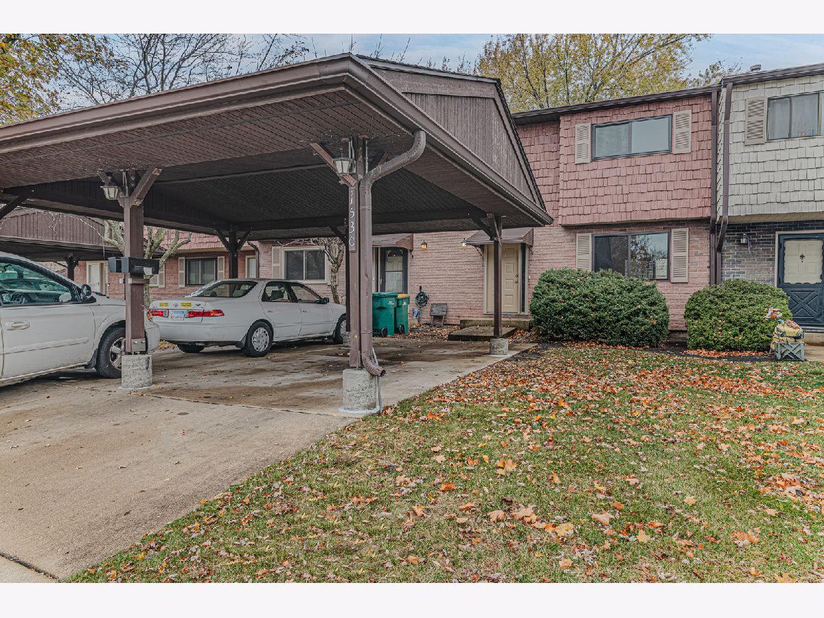 Townhomes Sold Tahoe Village Wheeling Illinois, 1530 Chippewa