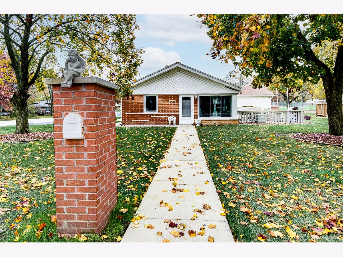 Homes Sold Friendly Oaks Oak Forest Illinois, 5401 Janet