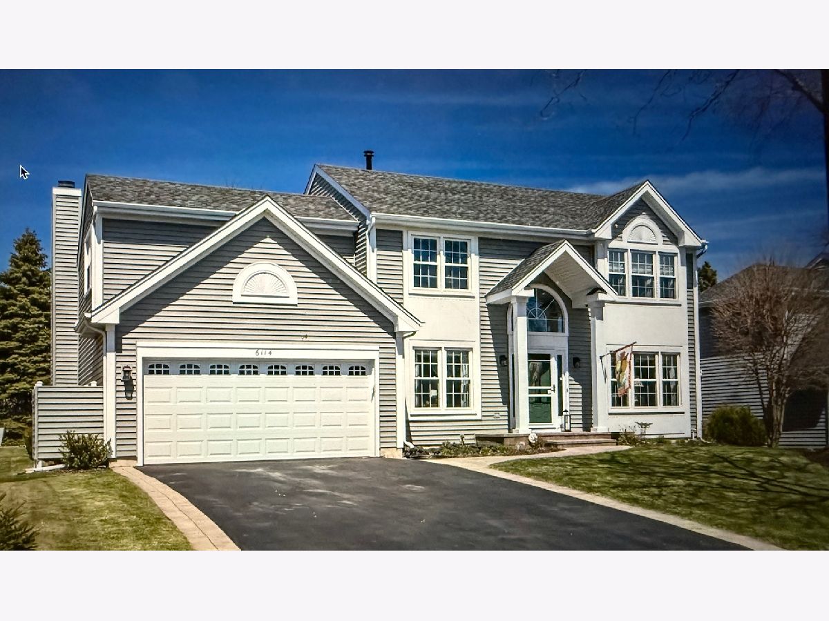 Homes Sold Southridge Gurnee Illinois, 6114 Honeysuckle