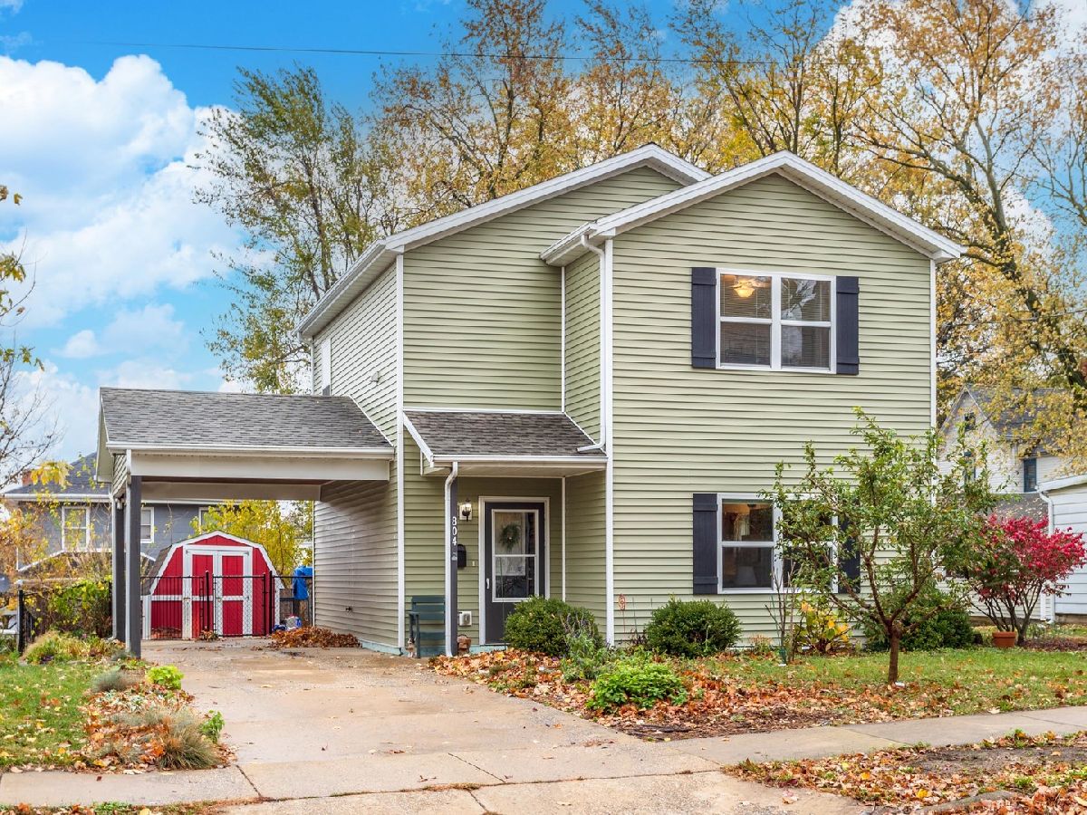 Homes & Condos & Townhomes Sold South Hill Bloomington Illinois, 804 Oak