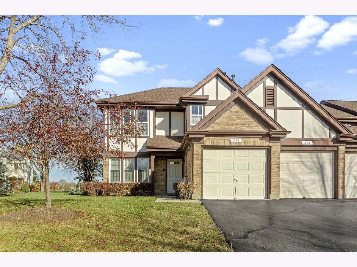 Homes & Townhomes & Condos Sold Old Farm Village Buffalo Grove Illinois, 382 Cobbler