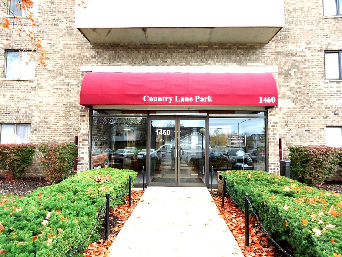 Condominiums Rented Country Lane Park Schaumburg Illinois, 1460 Fairlane
