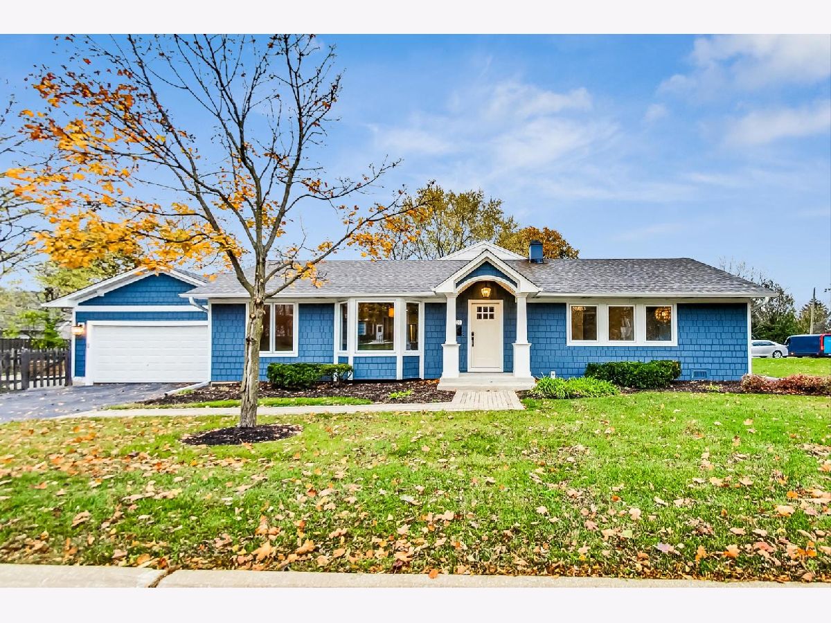 Homes & Condos & Townhomes Rented Swainwood Glenview Illinois, 1001 Elm