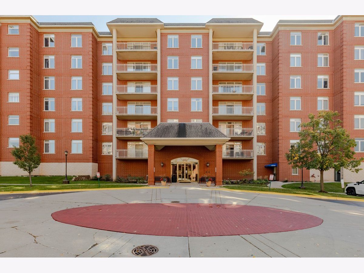 Condominiums Sold The Woodlands Morton Grove Illinois, 8340 Callie