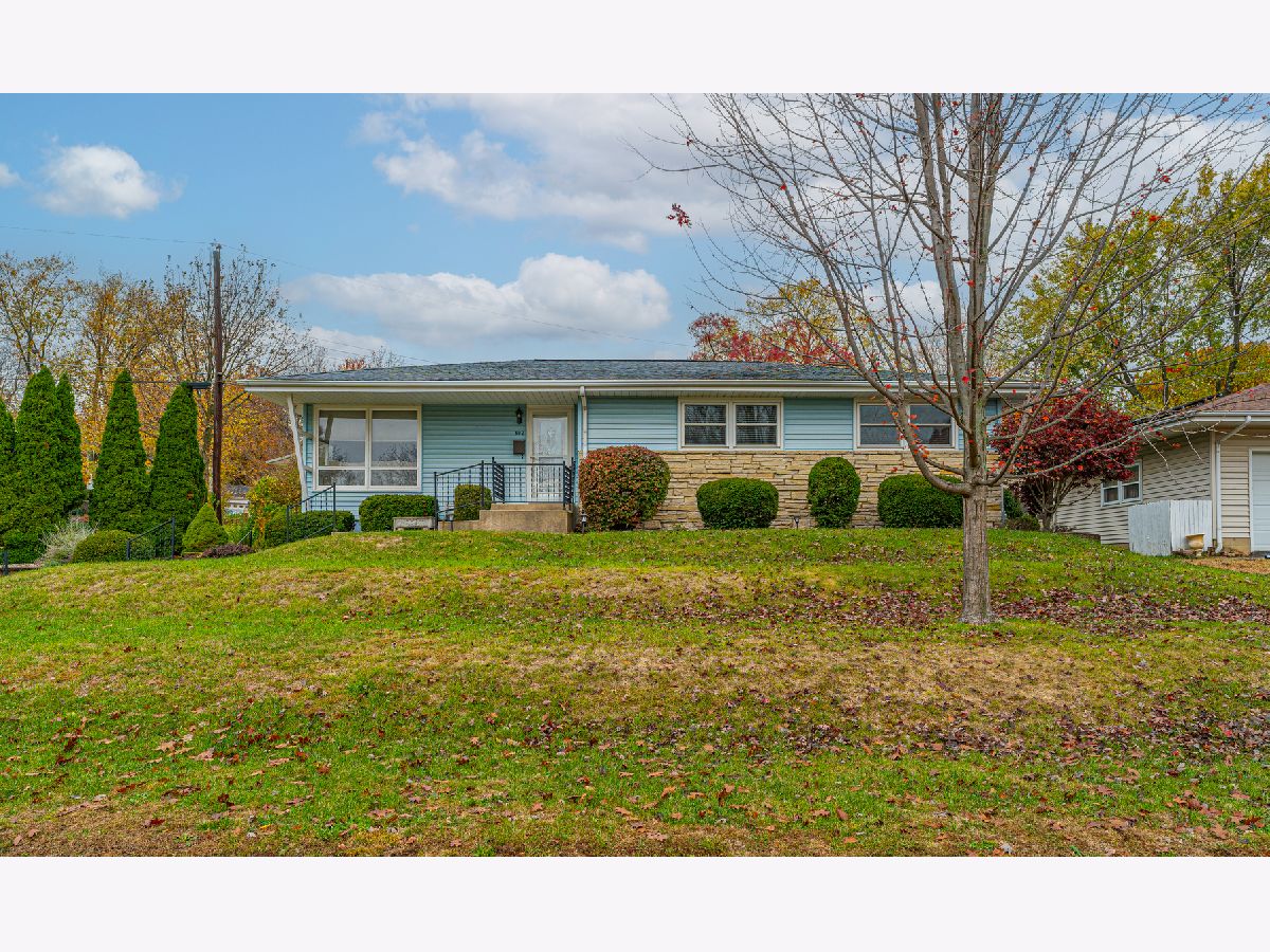 Homes & Condos & Townhomes Sold Pleasant Hills N. Normal Illinois, 802 Dillon