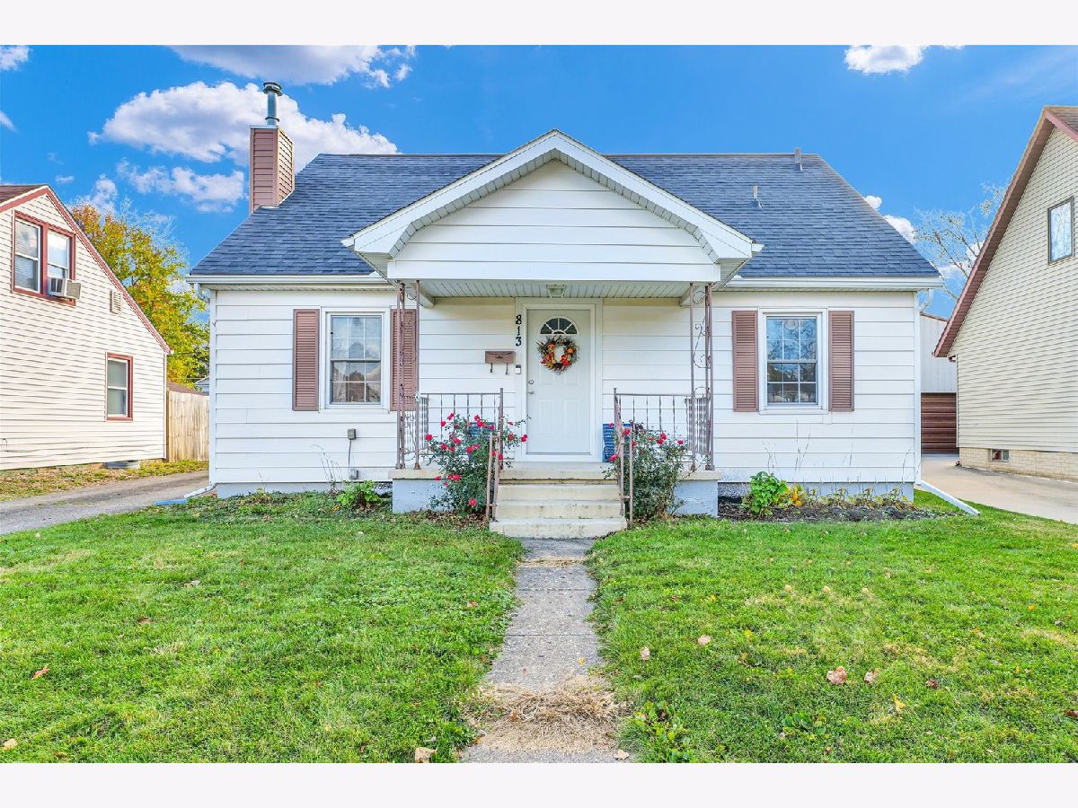 Homes Sold Maple Street Terrace Champaign Illinois, 813 Maple