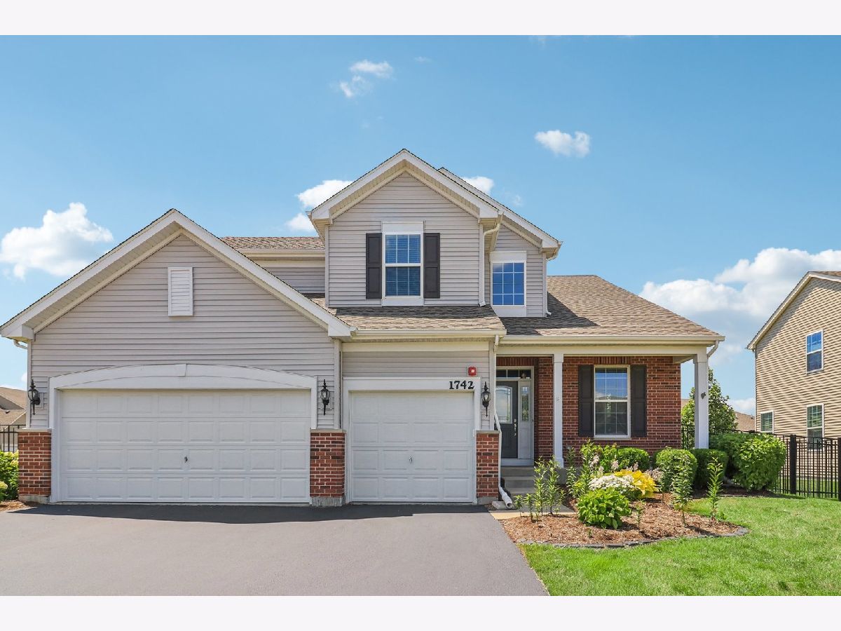 Homes Sold Amber Meadows Hoffman Estates Illinois, 1742 Prospect