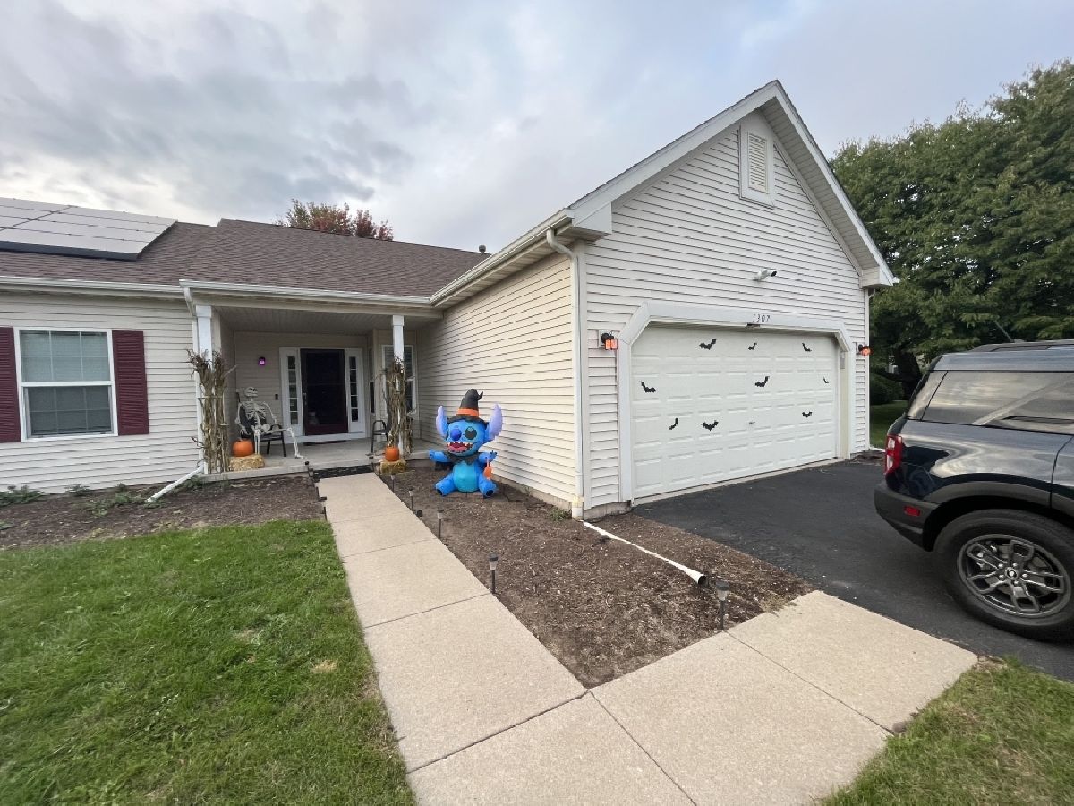 Townhomes & Homes Sold Fox Hill Yorkville Illinois, 1307 Willow