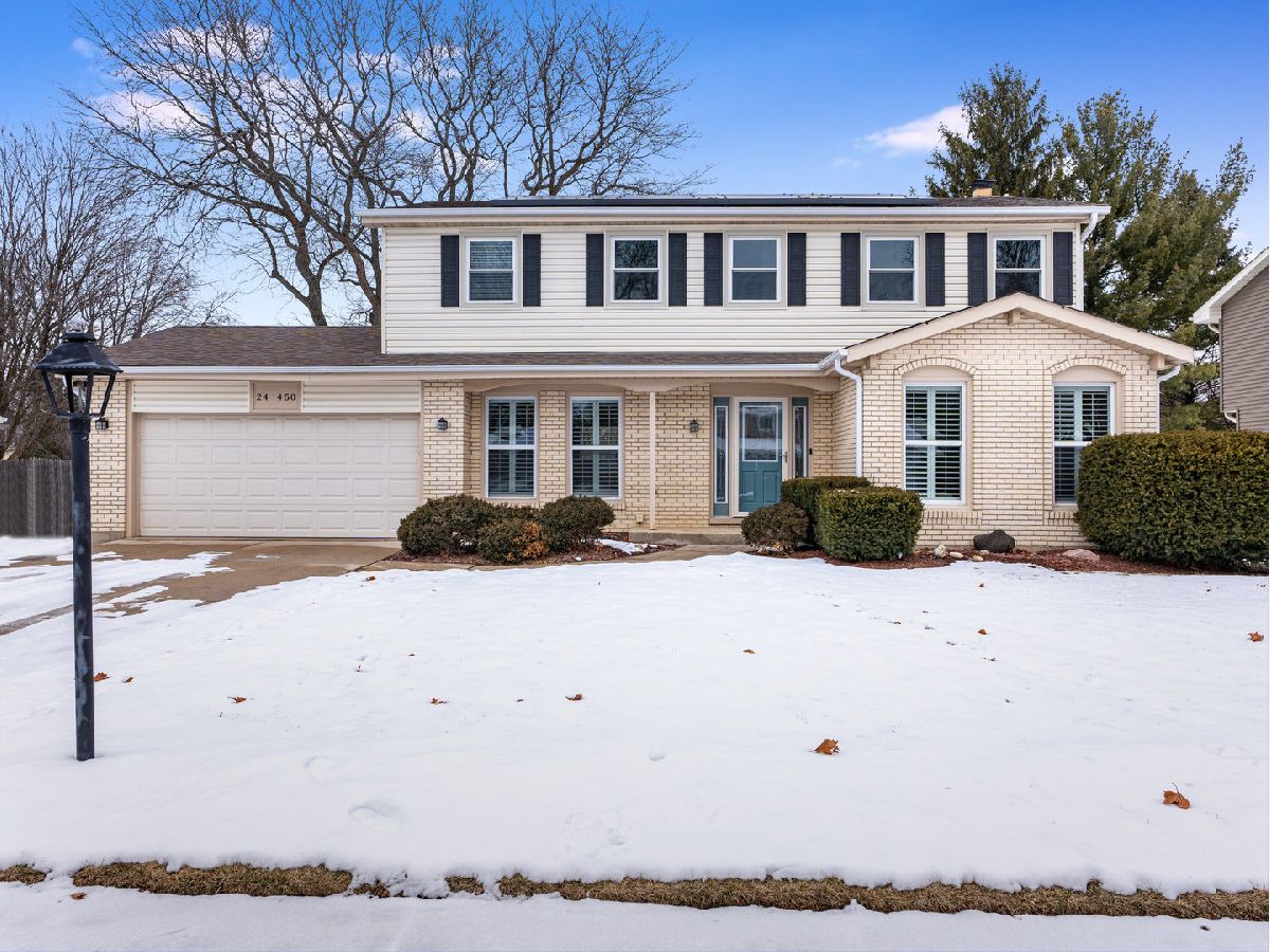 Homes & Townhomes & Condos Sold Steeple Run Naperville Illinois, 24W450 Arrow