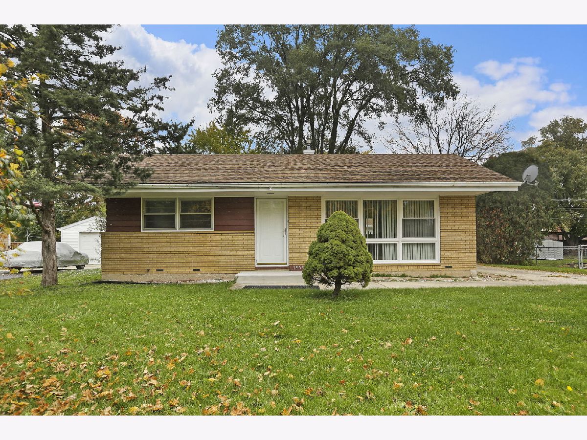 Homes Sold Venetian Village Lindenhurst Illinois, 1802 Fairfield