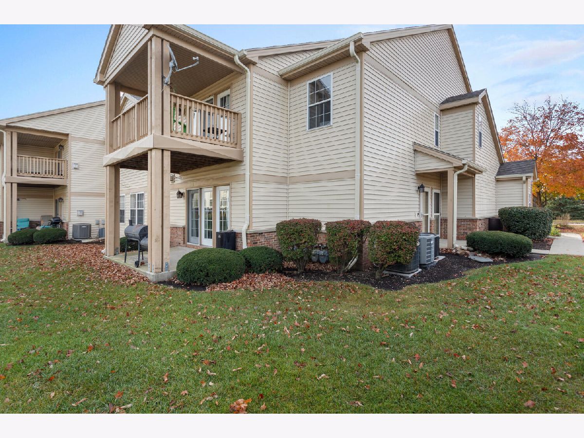 Condominiums & Homes Sold Turnberry Ridge Champaign Illinois, 3818 Thornhill