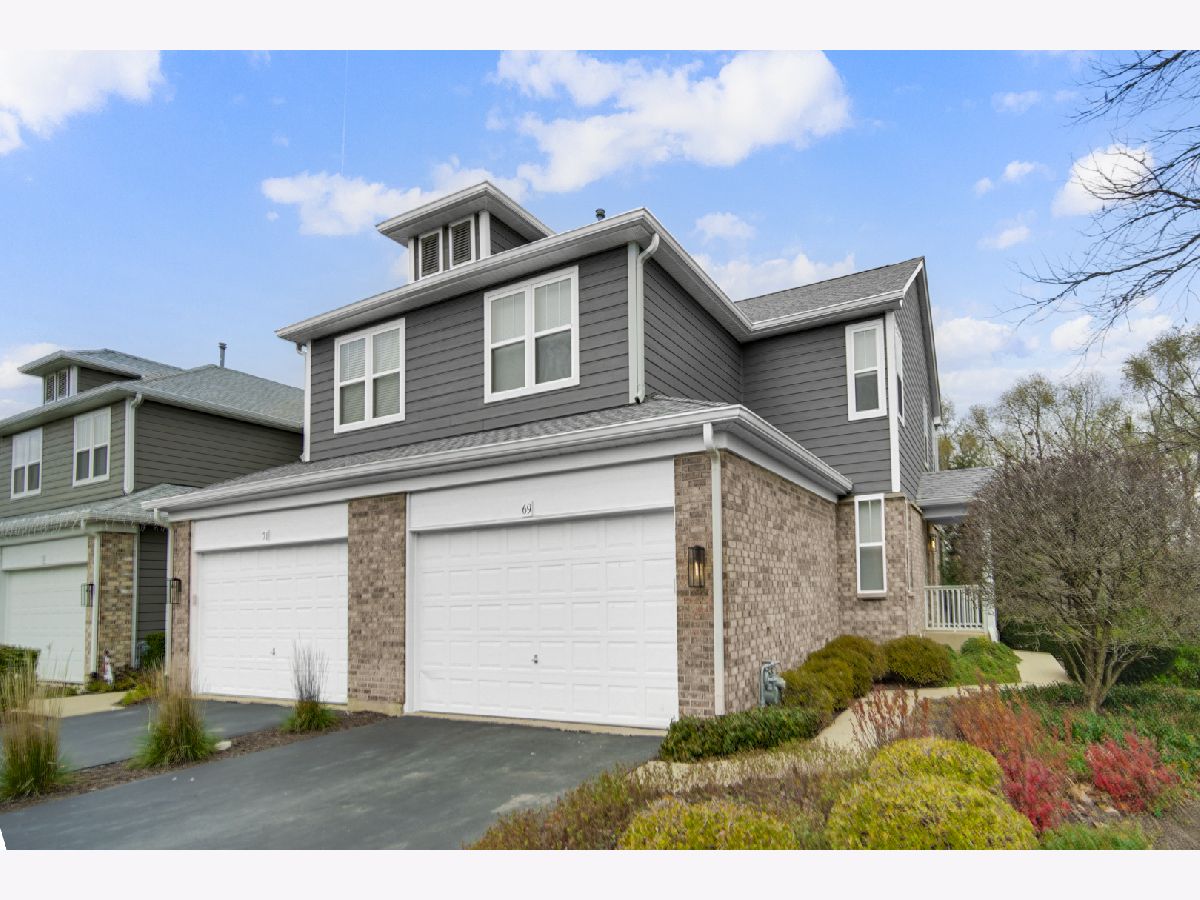 Townhomes Sold Baker Hill Glen Ellyn Illinois, 69 Woodview