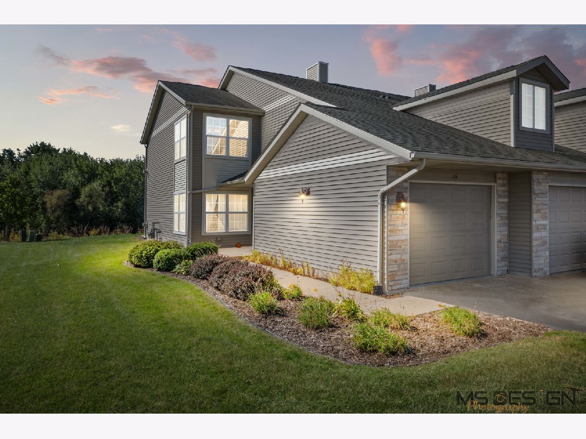 Condominiums Rented River Edge Sycamore Illinois, 116 Penny