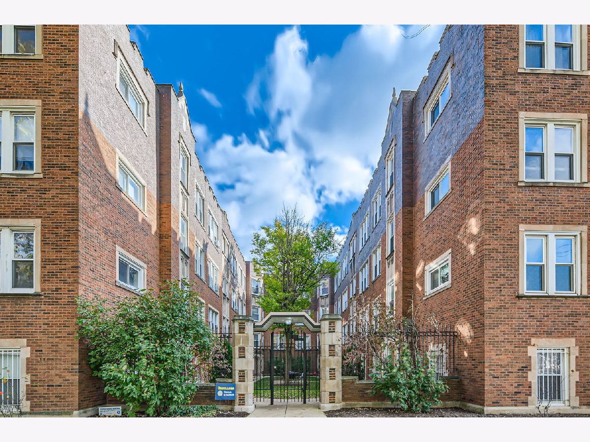 Condominiums Sold Lawndale Commons Condos Chicago Illinois, 4427 Lawndale