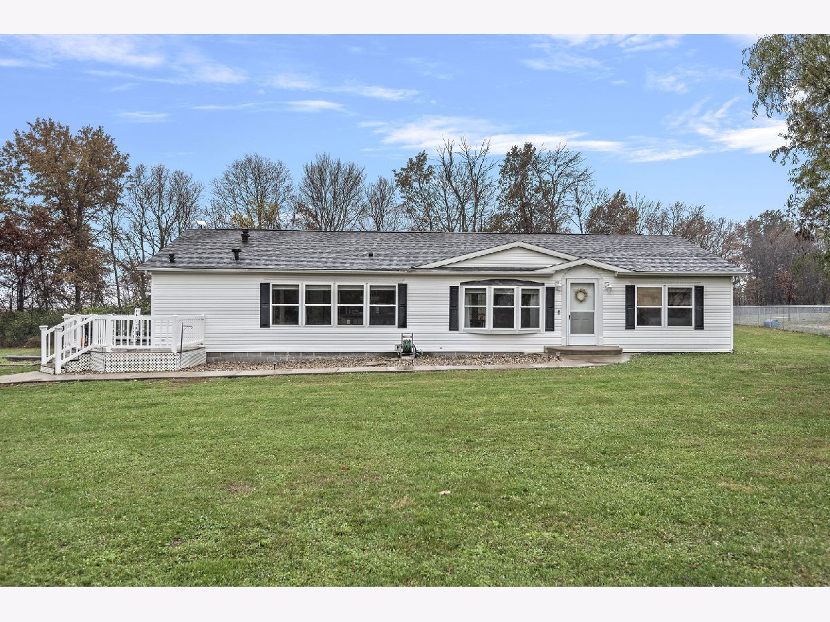 Homes Sold Scotch Pine Dawson Illinois, 11050 Scotch Pine