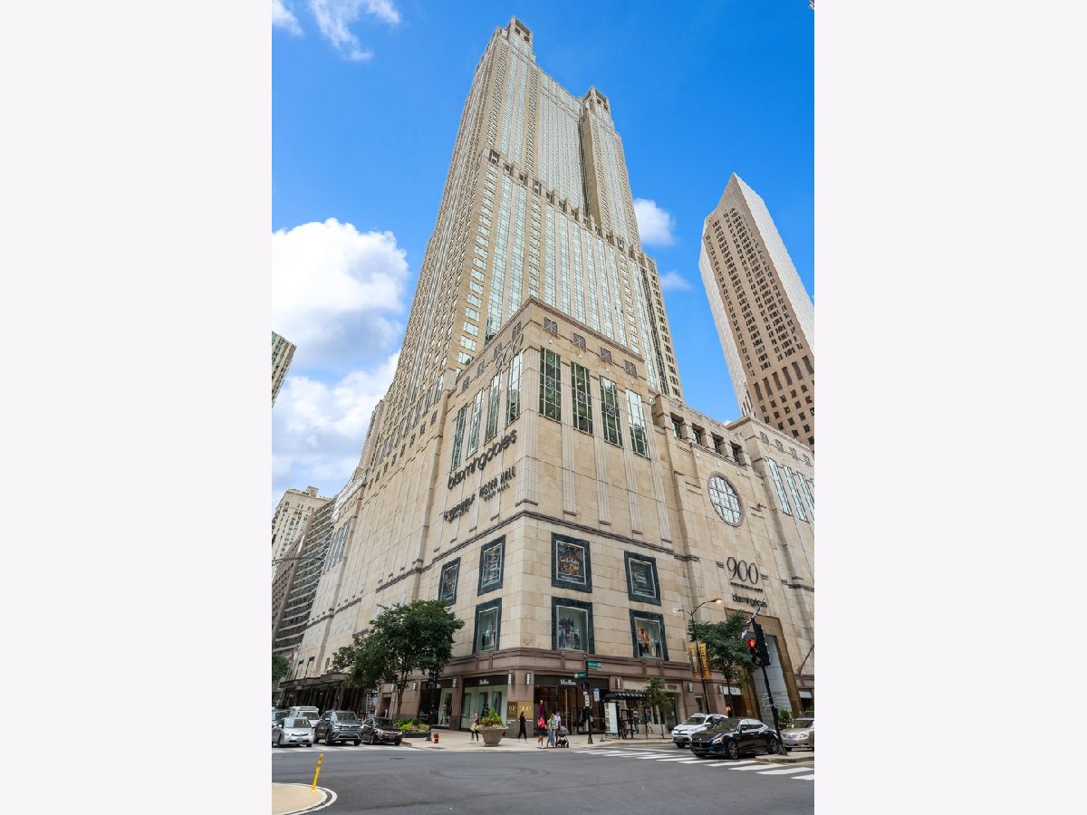 Condominiums Sold Bloomingdales Chicago Illinois, 132 Delaware