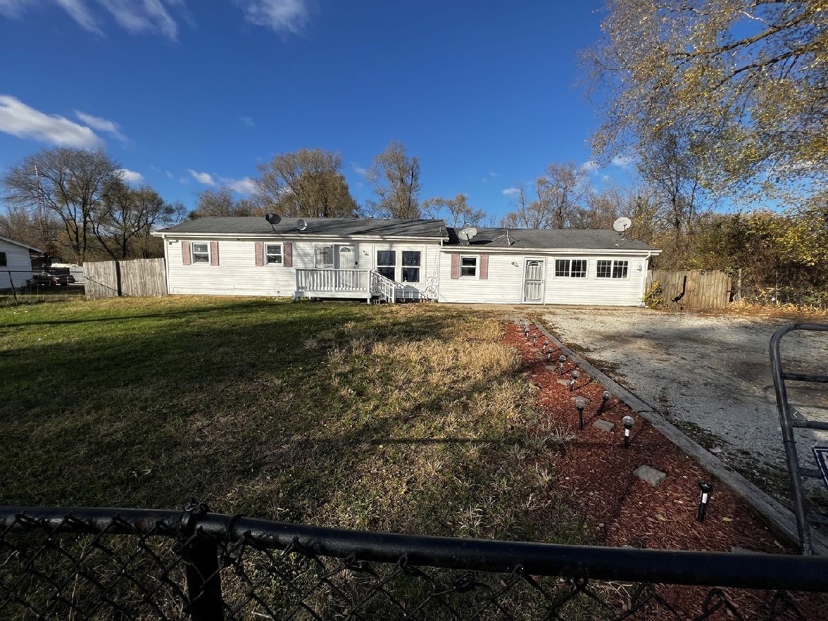  Sold Pembroke Twp Illinois, 12571 2500s