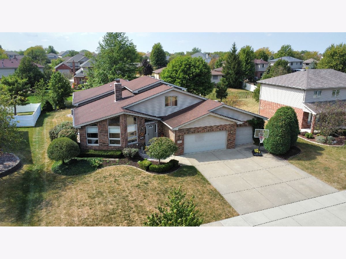 Homes & Townhomes Sold Bluestone Bay New Lenox Illinois, 2838 Northwind