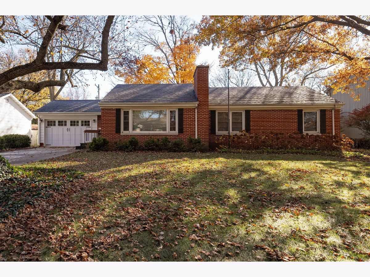 Homes & Condos & Townhomes Sold Davis Addition Bloomington Illinois, 1003 Monroe