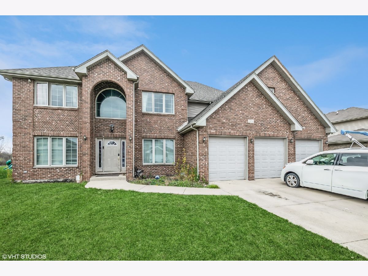 Homes Sold Farm Trace Richton Park Illinois, 3824 Castle Connor