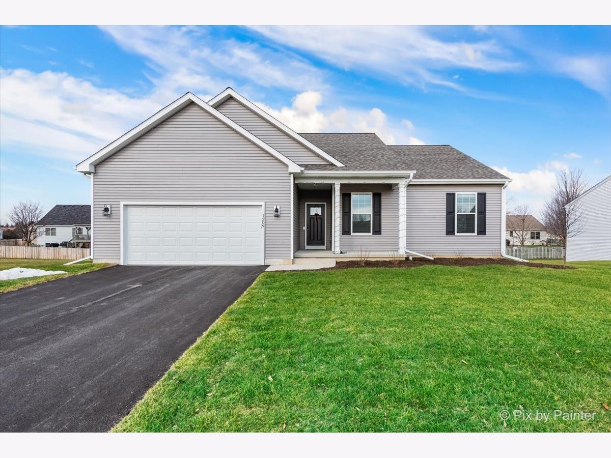 Homes Sold Fairwind Sandwich Illinois, 1209 Oakmont