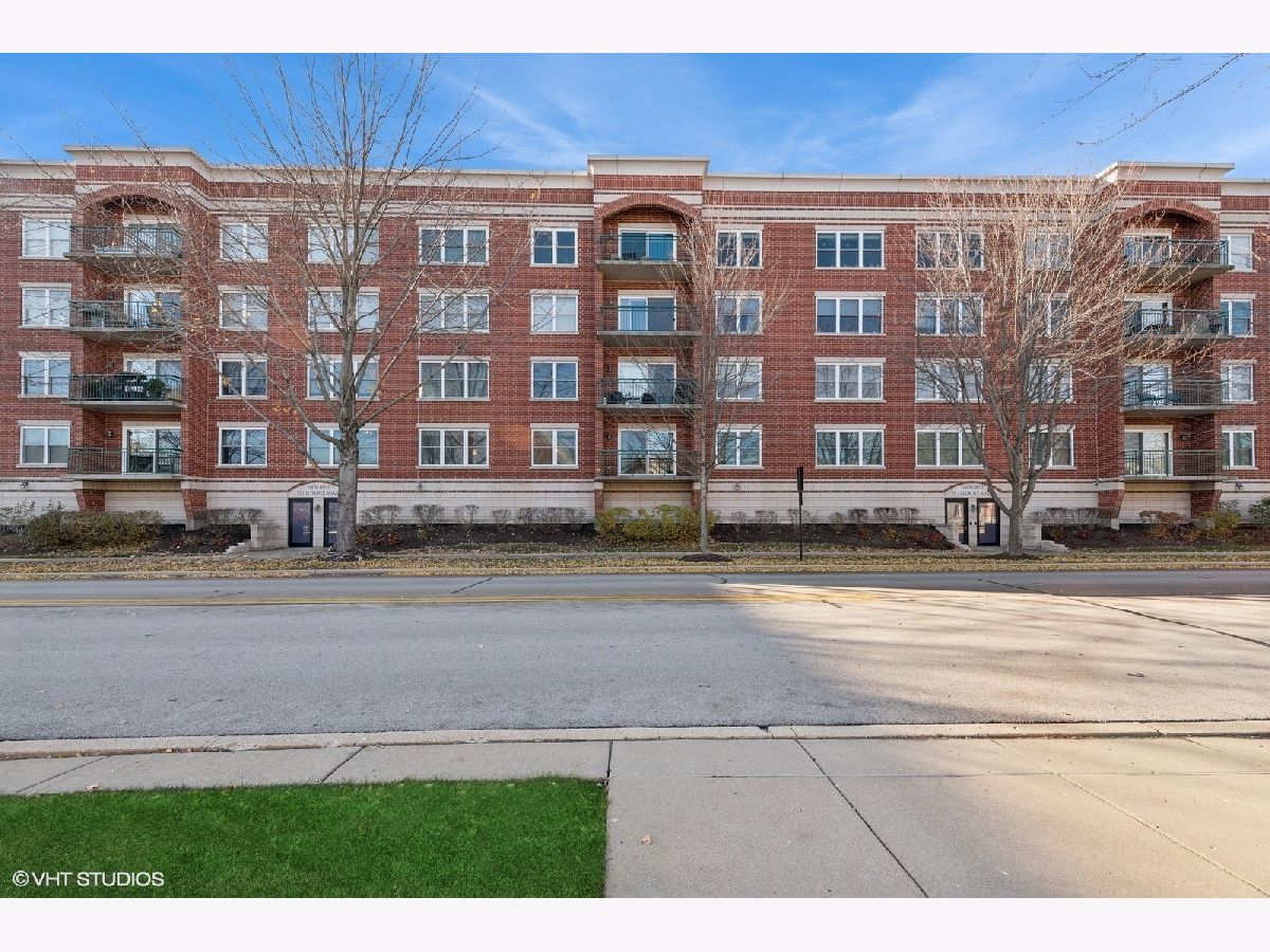Condominiums Sold Plum Court Palatine Illinois, 104 Plum Grove