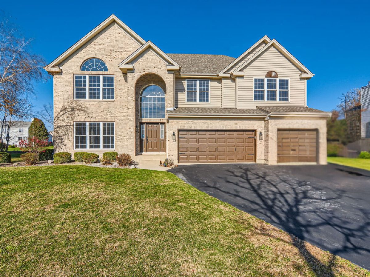 Homes & Townhomes Sold Coves Algonquin Illinois, 3670 White Deer