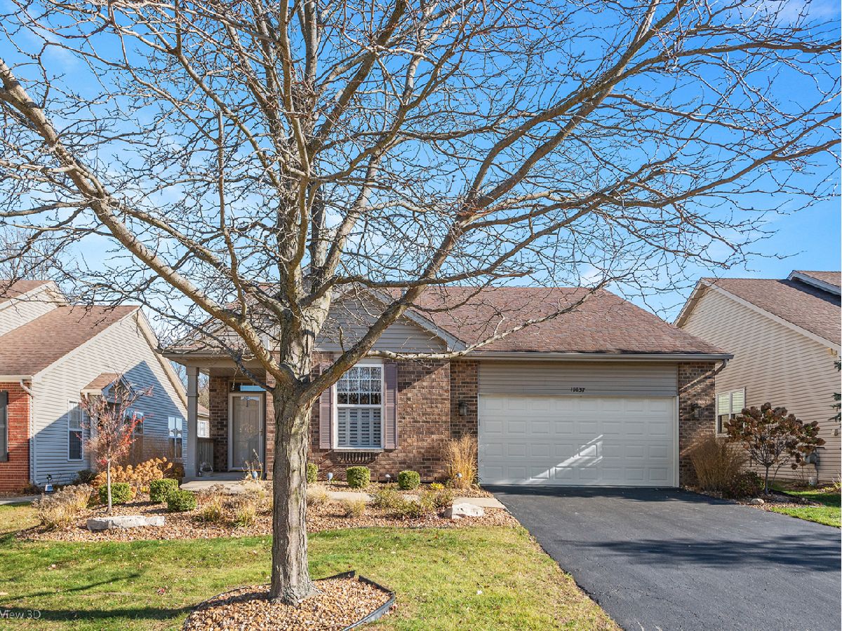 Homes & Townhomes & Condos Sold Lago Vista Lockport Illinois, 17037 Mendota