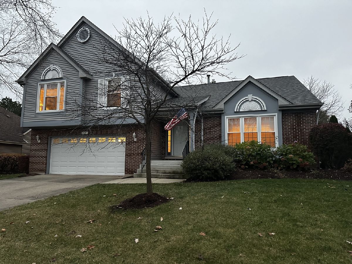 Homes Sold Bloomfield Hills Bloomingdale Illinois, 336 Woodside