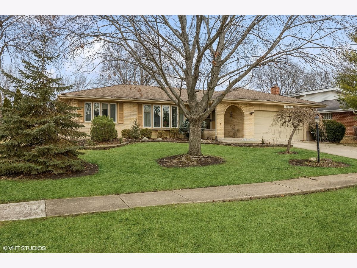 Homes Sold Farmingdale Village Darien Illinois, 3228 Stewert