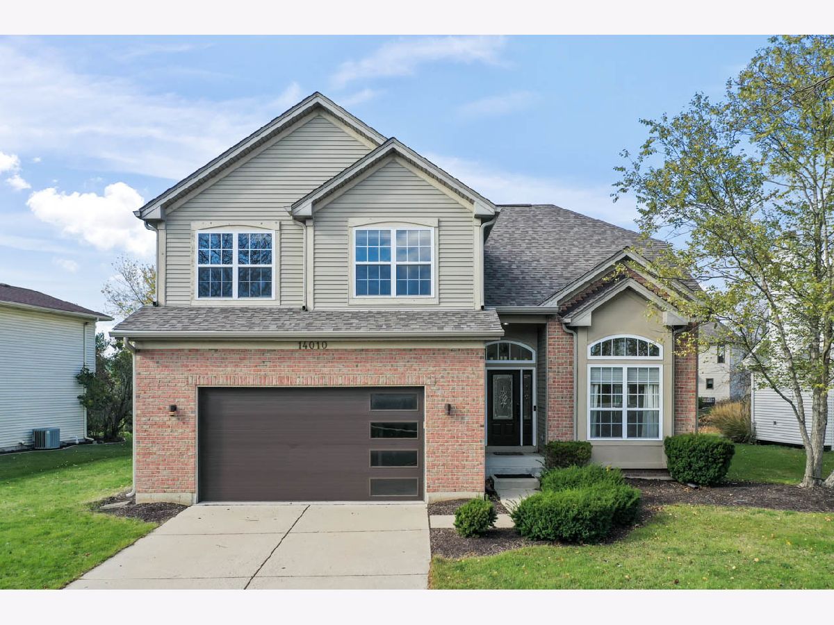Homes & Townhomes Sold The Reserve Plainfield Illinois, 14010 Hunt Club