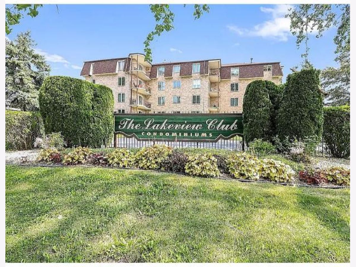 Condominiums Sold Lakeview Club Lansing Illinois, 3640 186th