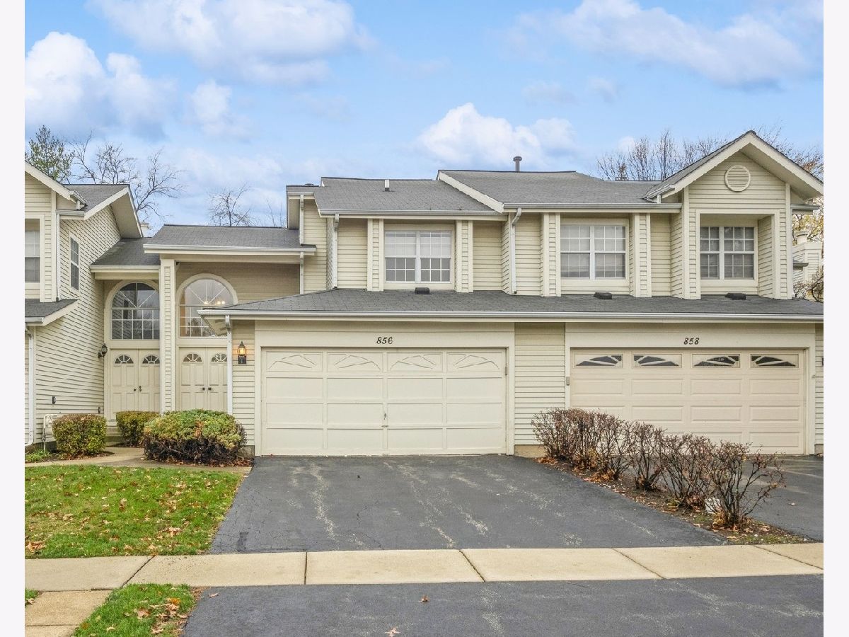 Townhomes & Homes Sold Weathersfield North Schaumburg Illinois, 856 Dighton