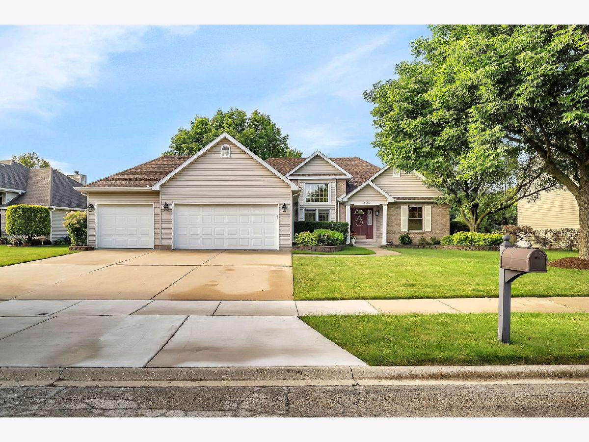 Homes Sold Pleasant Knoll Joliet Illinois, 1214 Barber