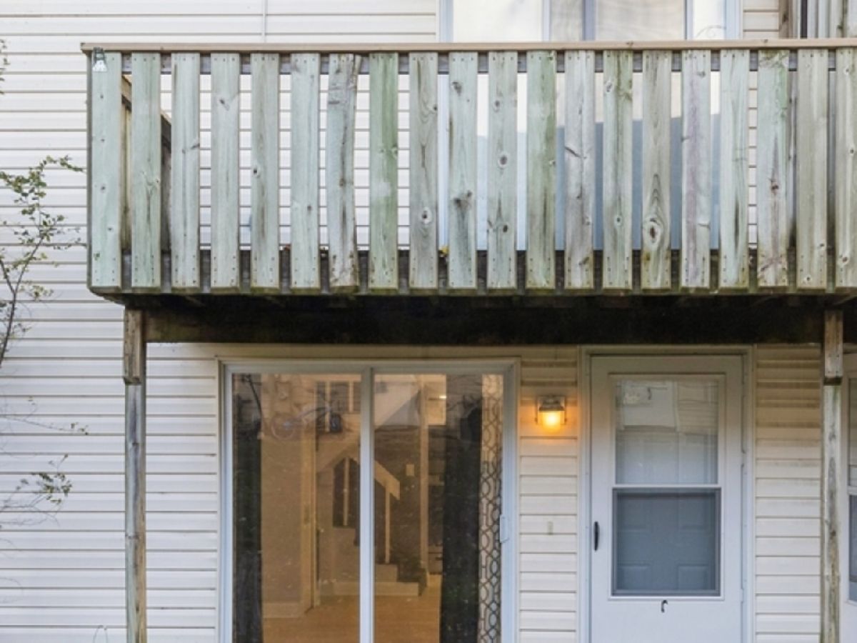 Townhomes & Condos & Homes Rented Hidden Glen Fox Lake Illinois, 87 Maude