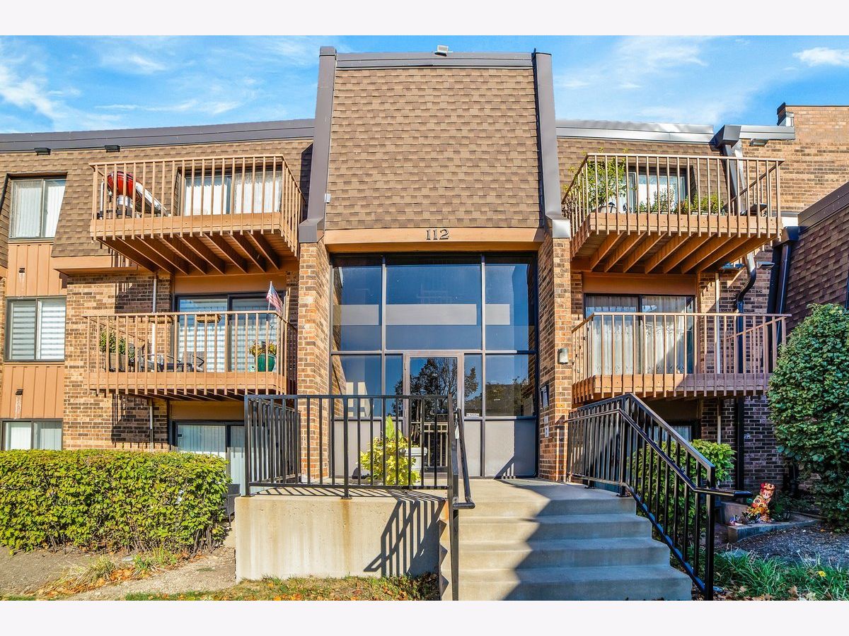 Condominiums Sold Lakewood Schaumburg Illinois, 112 Mullingar