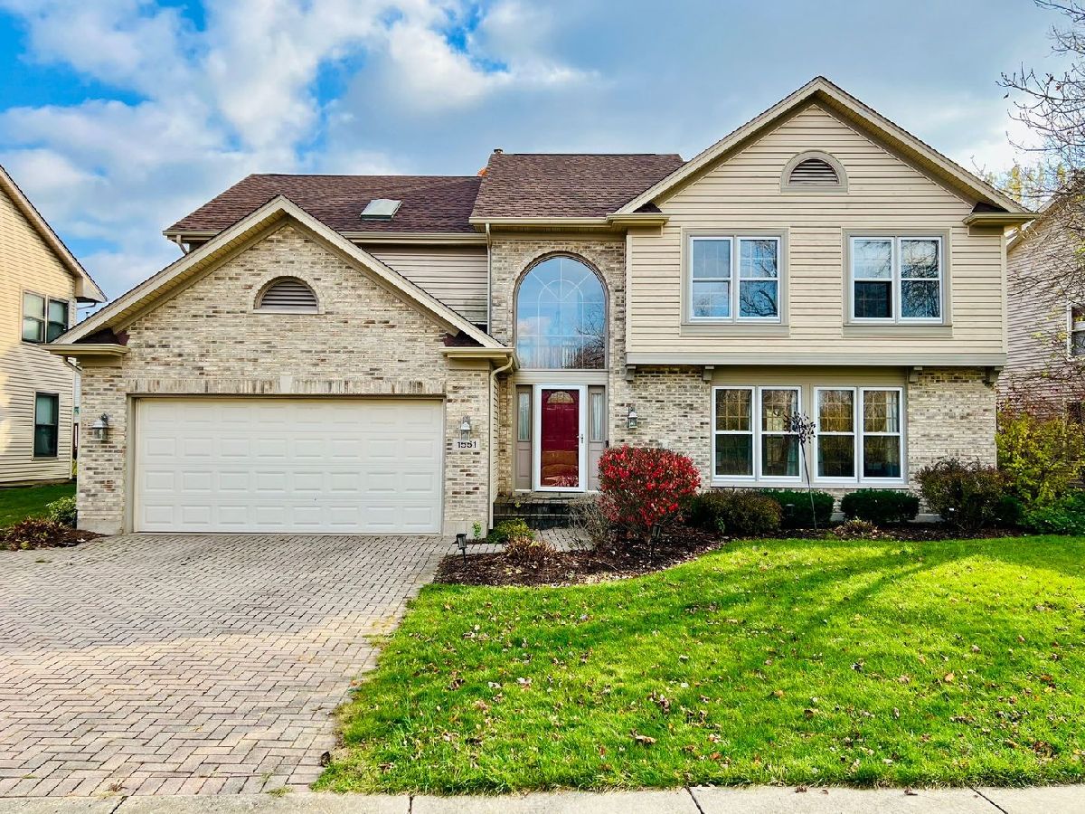 Homes & Condos & Townhomes Rented Casey Farms Hoffman Estates Illinois, 1551 Crowfoot Cir North