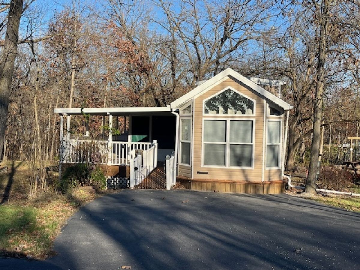  Sold Seneca Illinois, 2795 28th Lots 470 & 471