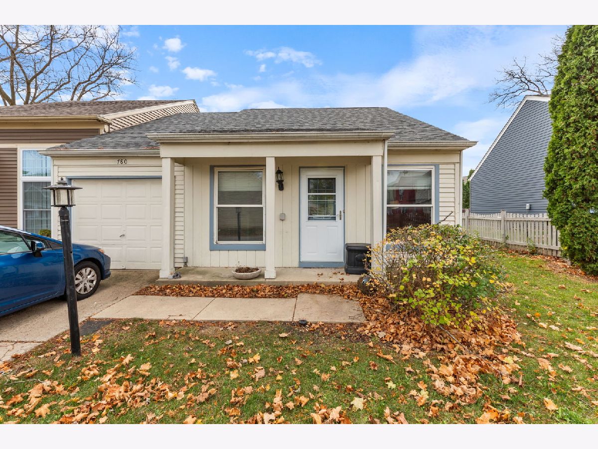 Townhomes Sold Hartford Square Hanover Park Illinois, 780 Roosevelt