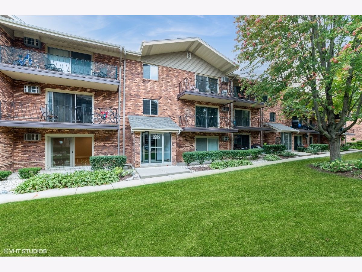  Rented Crestwood Illinois, 5326 Waterbury