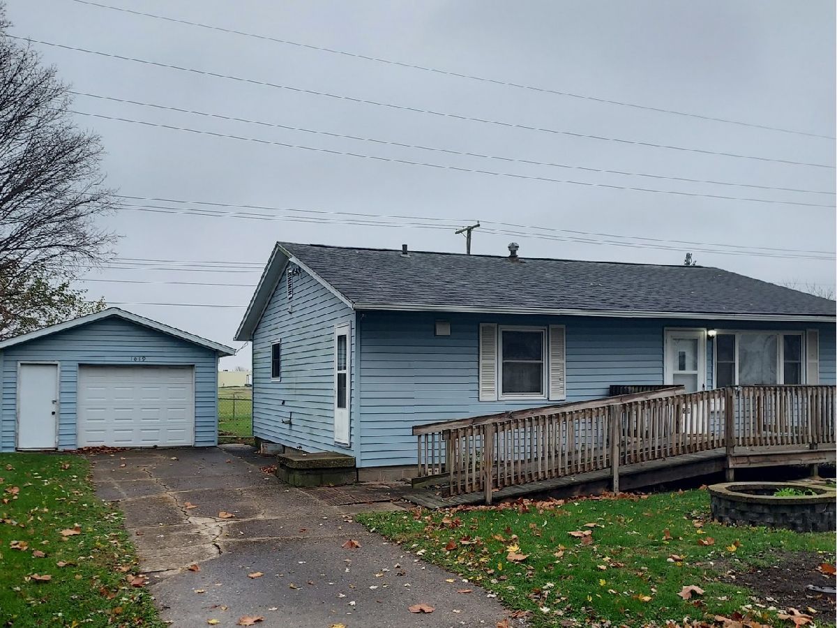 Homes Sold Meadow View Tuscola Illinois, 1019 Eastview