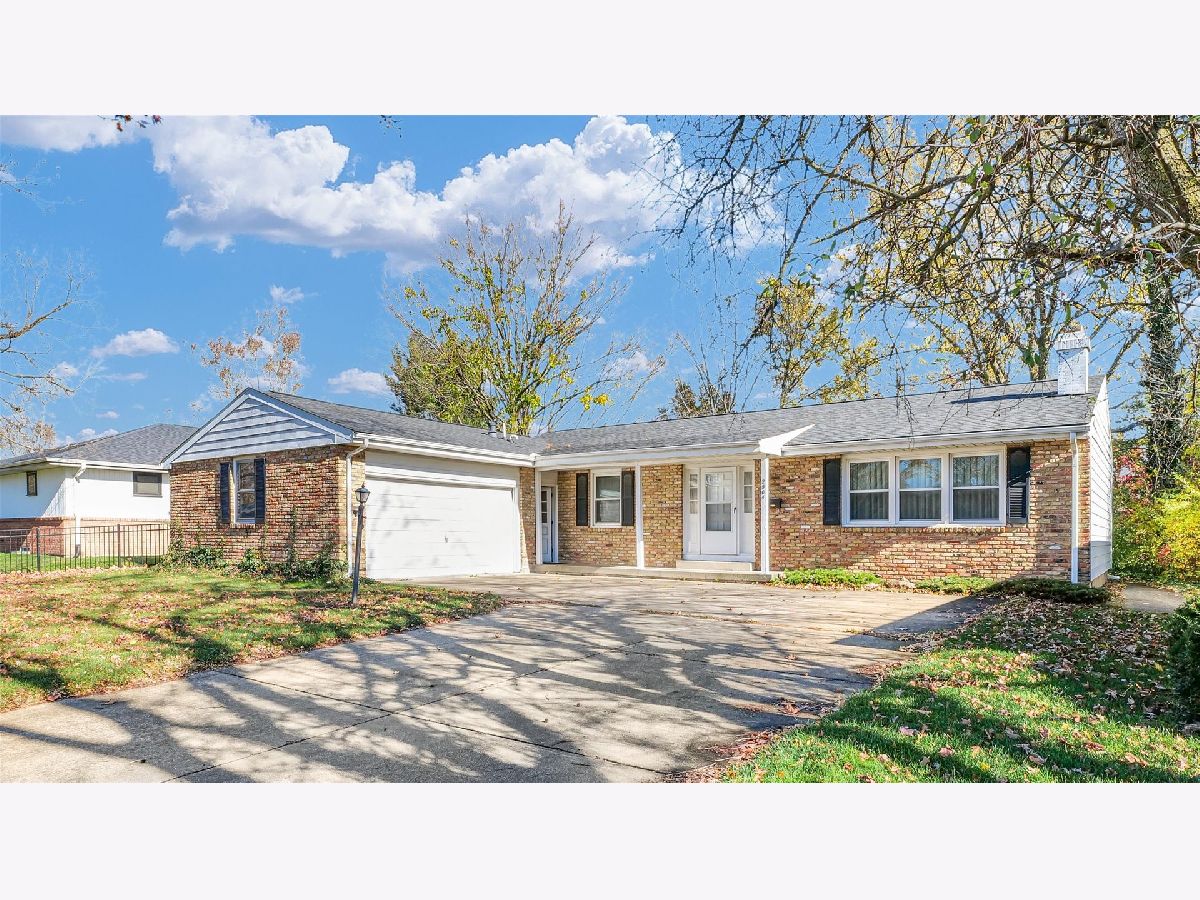 Homes & Condominiums Sold Ennis Ridge Urbana Illinois, 2504 Combes