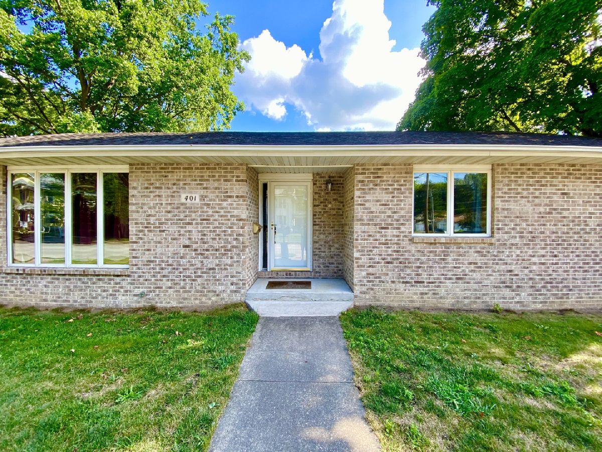  Sold Monticello Illinois, 401 Marion