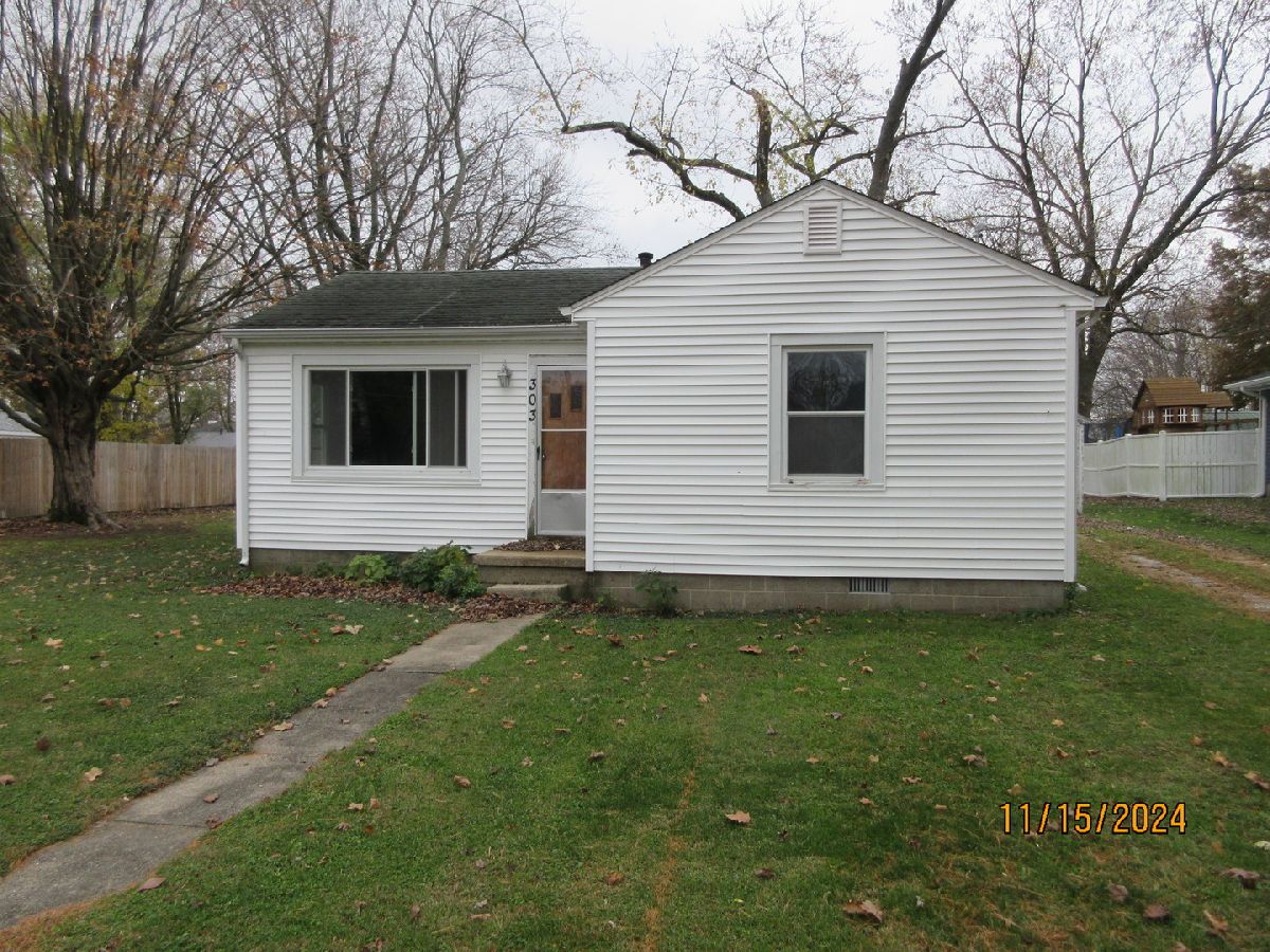  Sold Atwood Illinois, 303 Forest